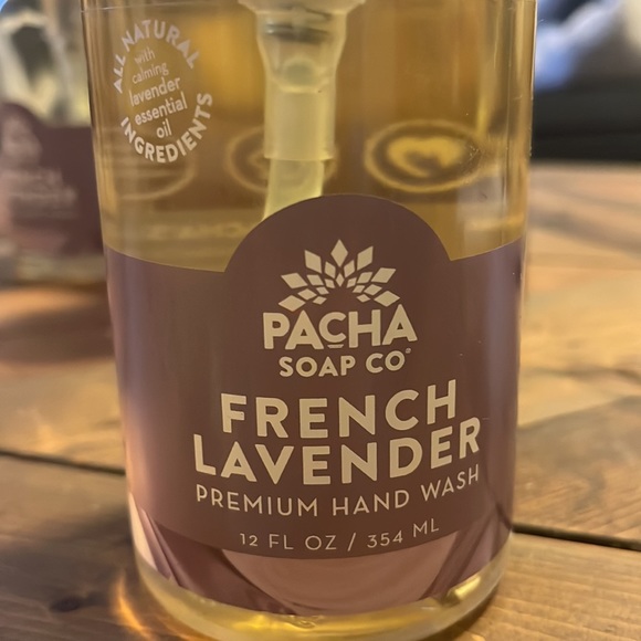 PAcHA French Lavender premium hand wash. 5 12oz left, open to offers on all - Picture 2 of 4